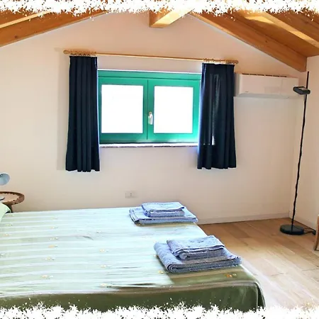 Vakantiehuis Comfy House In Crotone, Fenced Garden Crotone
