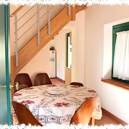 Comfy House In Crotone, Fenced Garden Crotone