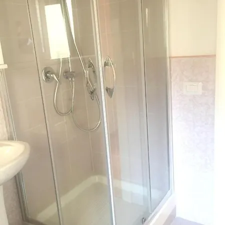 Comfy House In Crotone, Fenced Garden * Κρότωνας