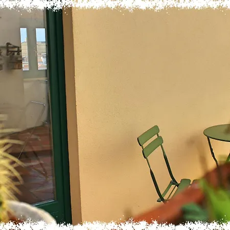 Comfy House In Crotone, Fenced Garden Σπίτι διακοπών *