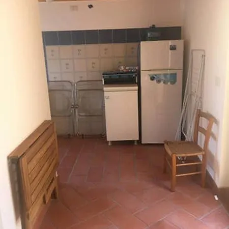 Comfy House In Crotone, Fenced Garden *