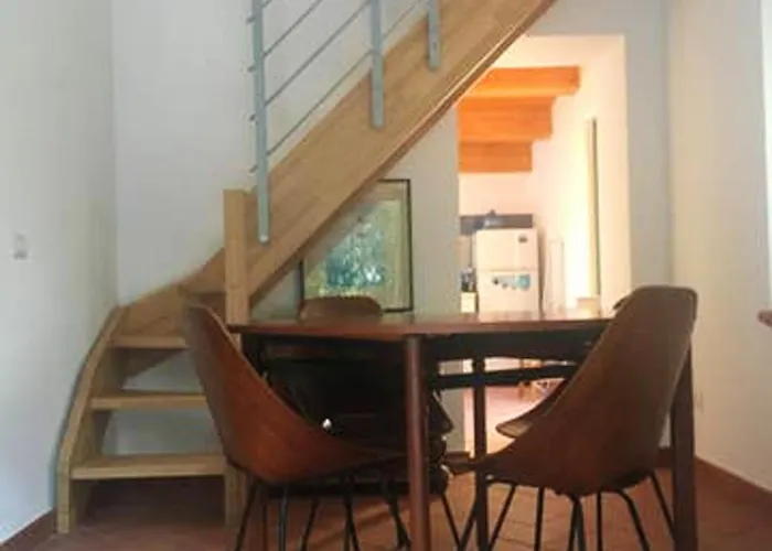 בית נופש Comfy House In Crotone, Fenced Garden קרוטונה