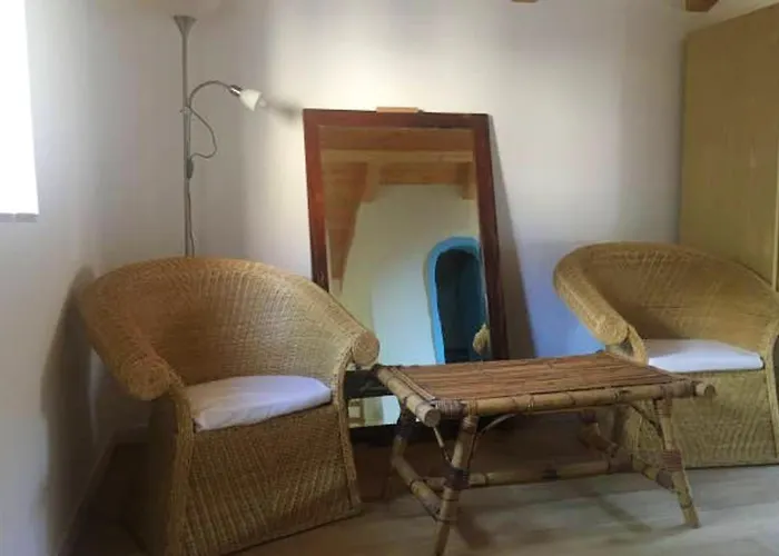 Comfy House In Crotone, Fenced Garden בית נופש קרוטונה