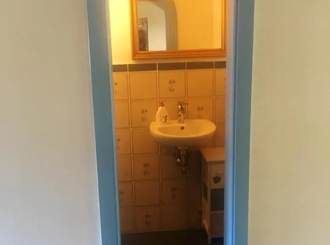 Comfy House In Crotone, Fenced Garden בית נופש *